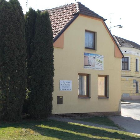 Ubytovani V Soukromi Dolni Bukovsko Bagian luar foto